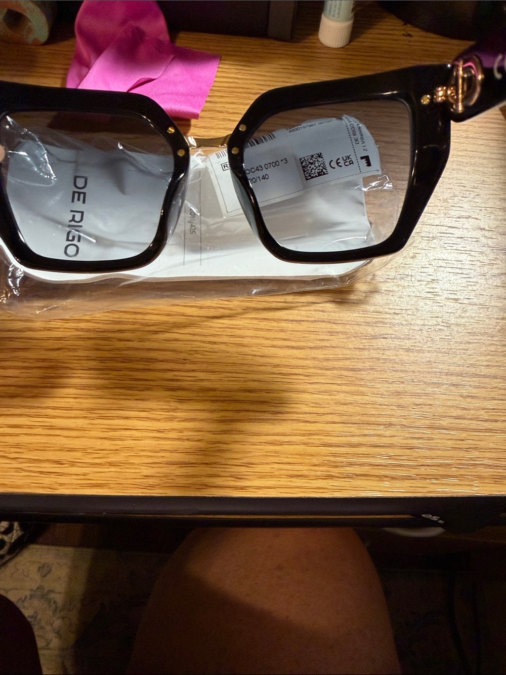 TOUS Black Oversized Square Sunglasses with Gradient Lenses - Picture 6 of 9